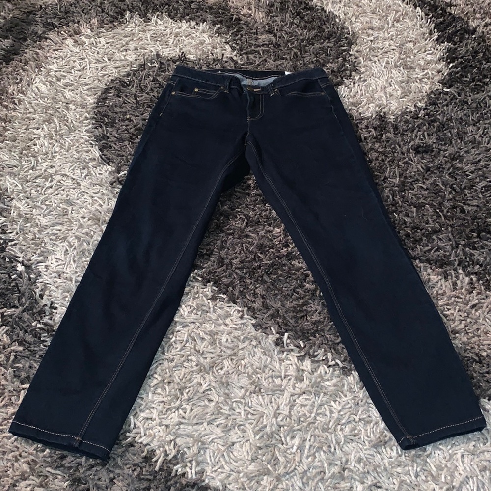 Two by Vince Camuto Jeans size 6 inseam 29 good cond